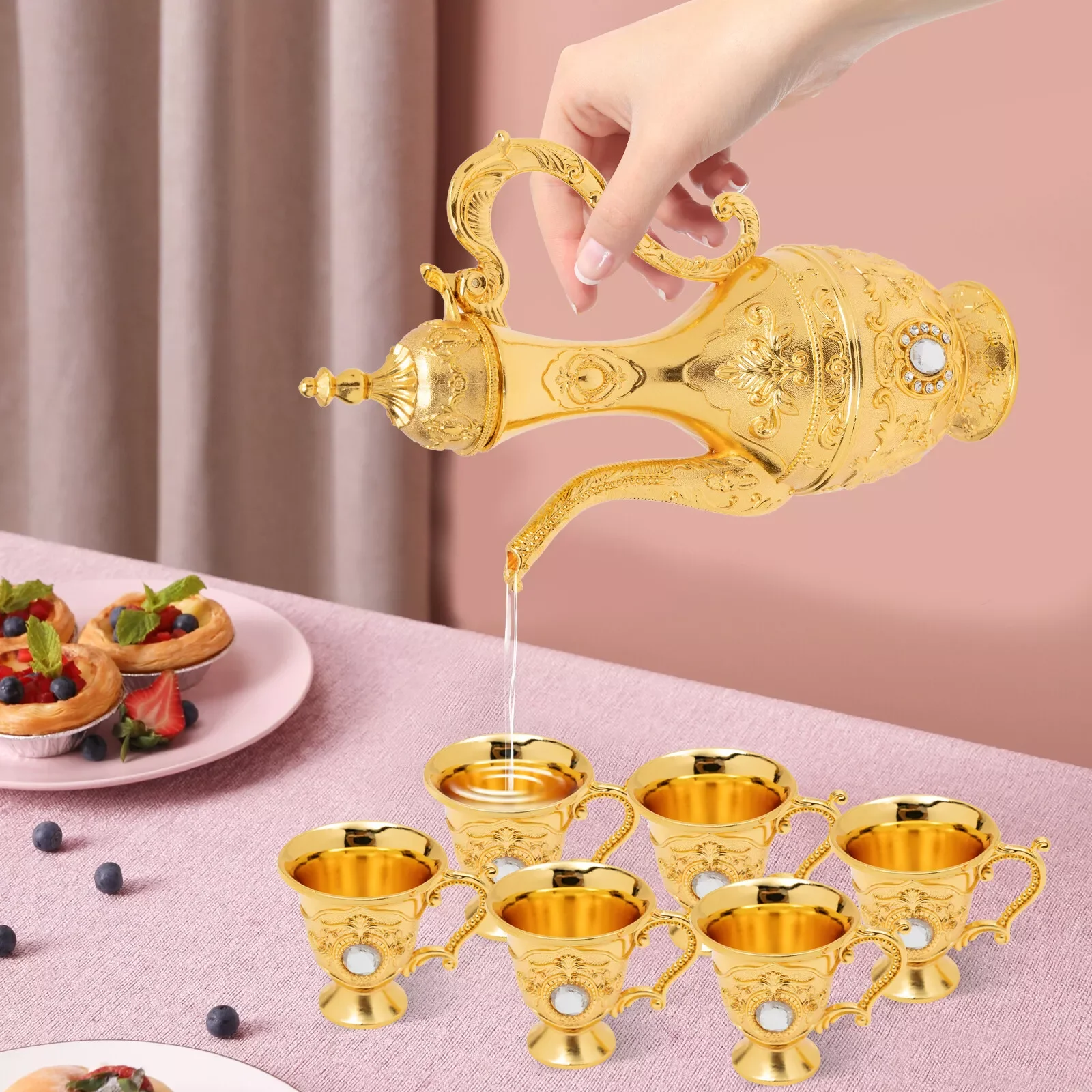 Creative European Turkish Tea  - Art Craft Restaurant recension och pris